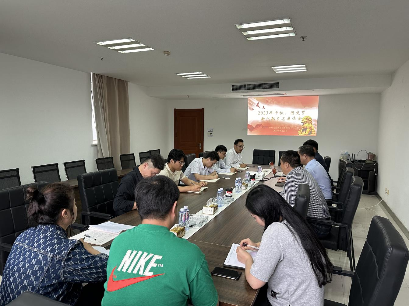 “雙輪驅動”，立體式培養(yǎng)青年人才隊伍